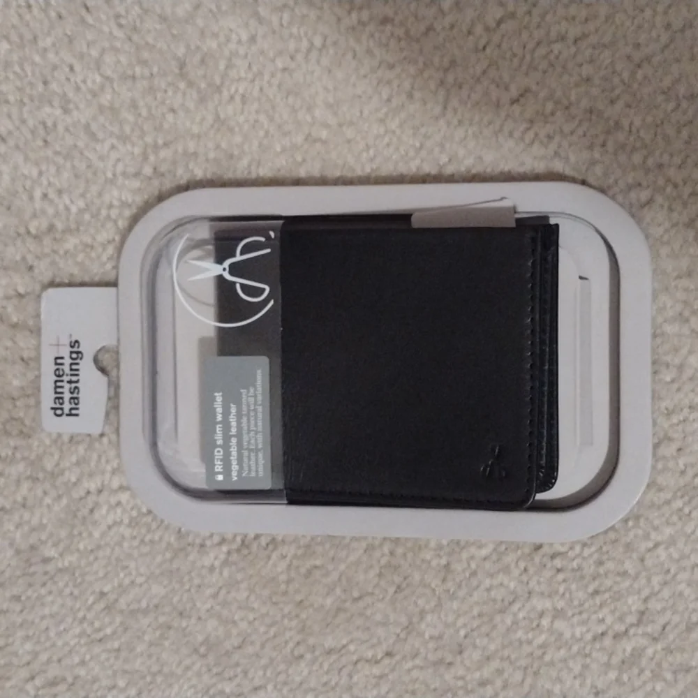 Damen + Hastings Leather Slim Wallet
